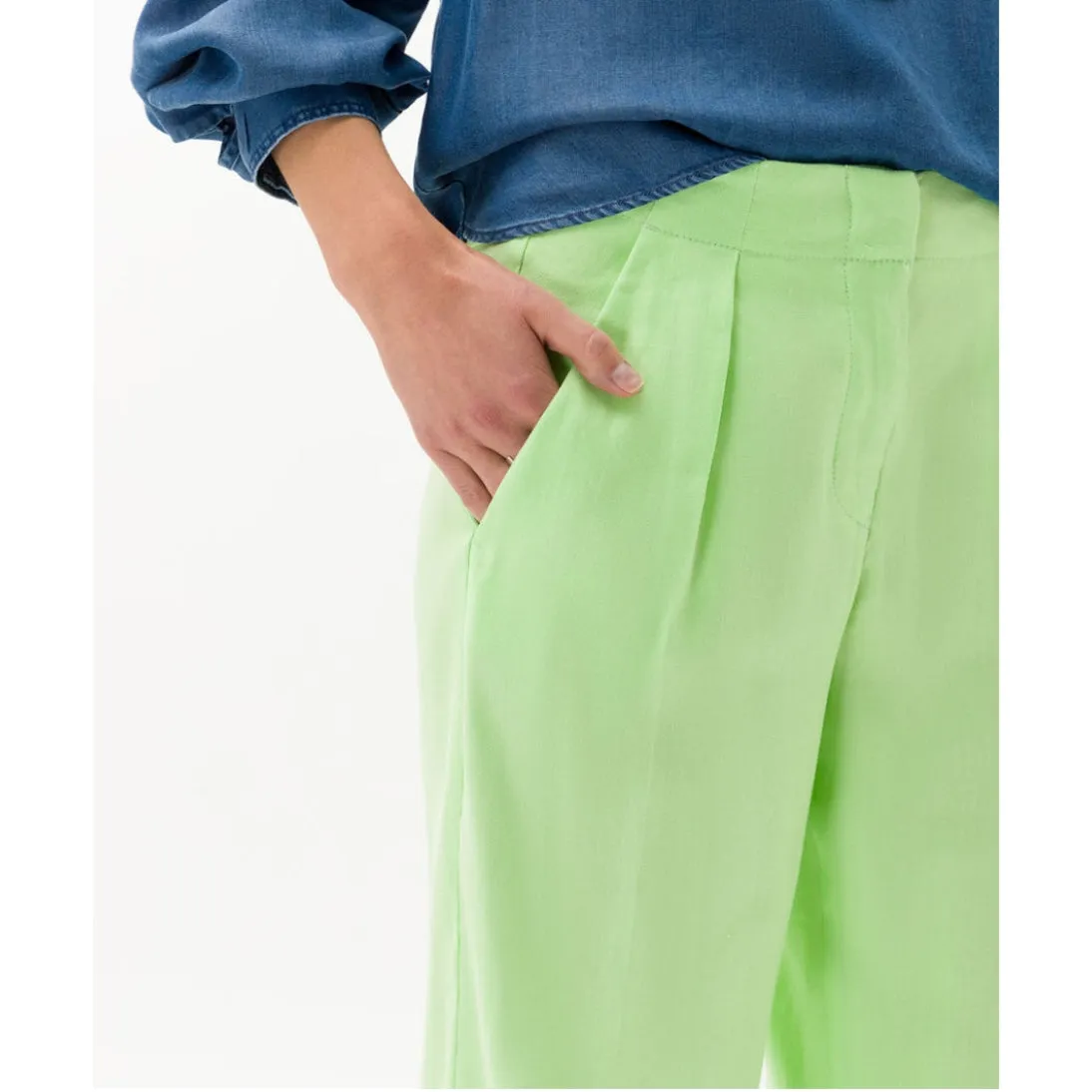 Brax Maine Linen Trousers Relaxed Fit 72-2258 Frozen Apple