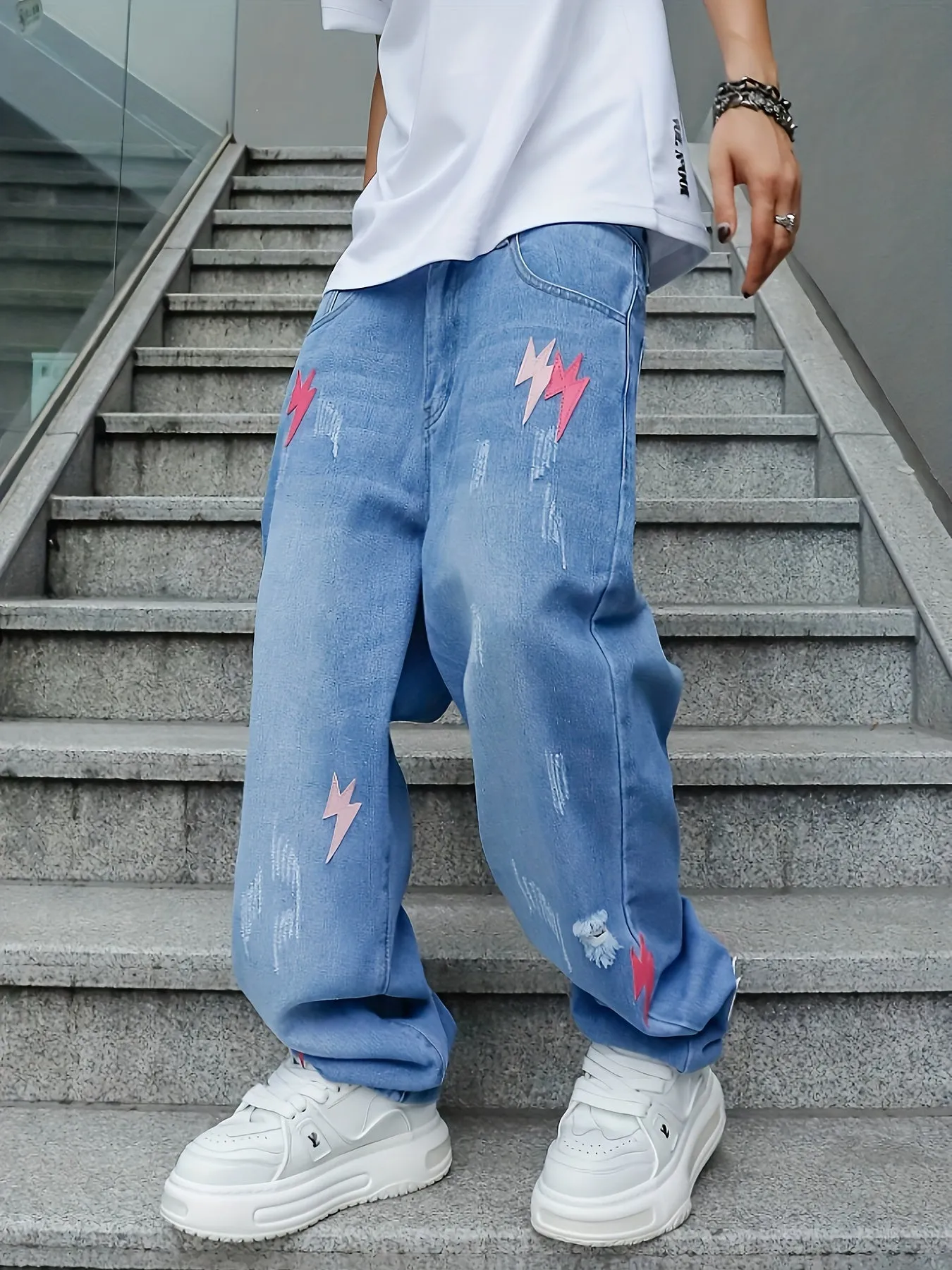 Comfy Relaxed Fit Wide Leg Embroidered Jeans - Stylish Men's Denim Pants with Lightning Pattern - Loose Fit, Soft Fabric, and Fashionable Design