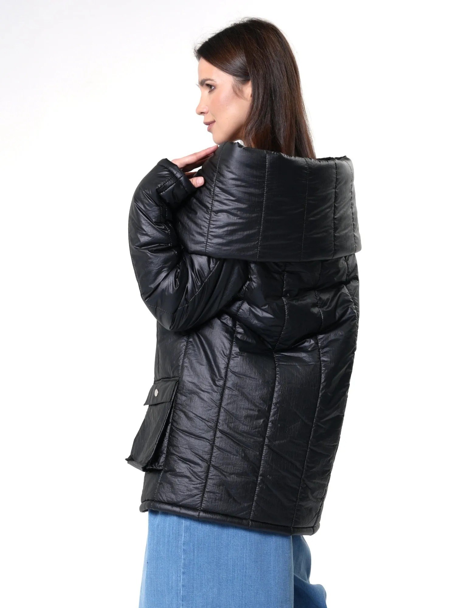 Large Collar Puffer Jacket In Black