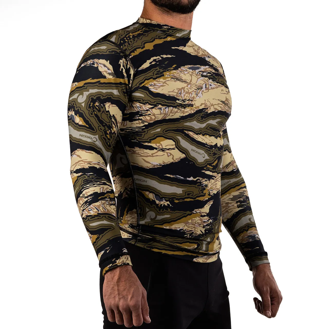 SUBMISSION HUNTER - LS COMPRESSION FIT RASHGUARD