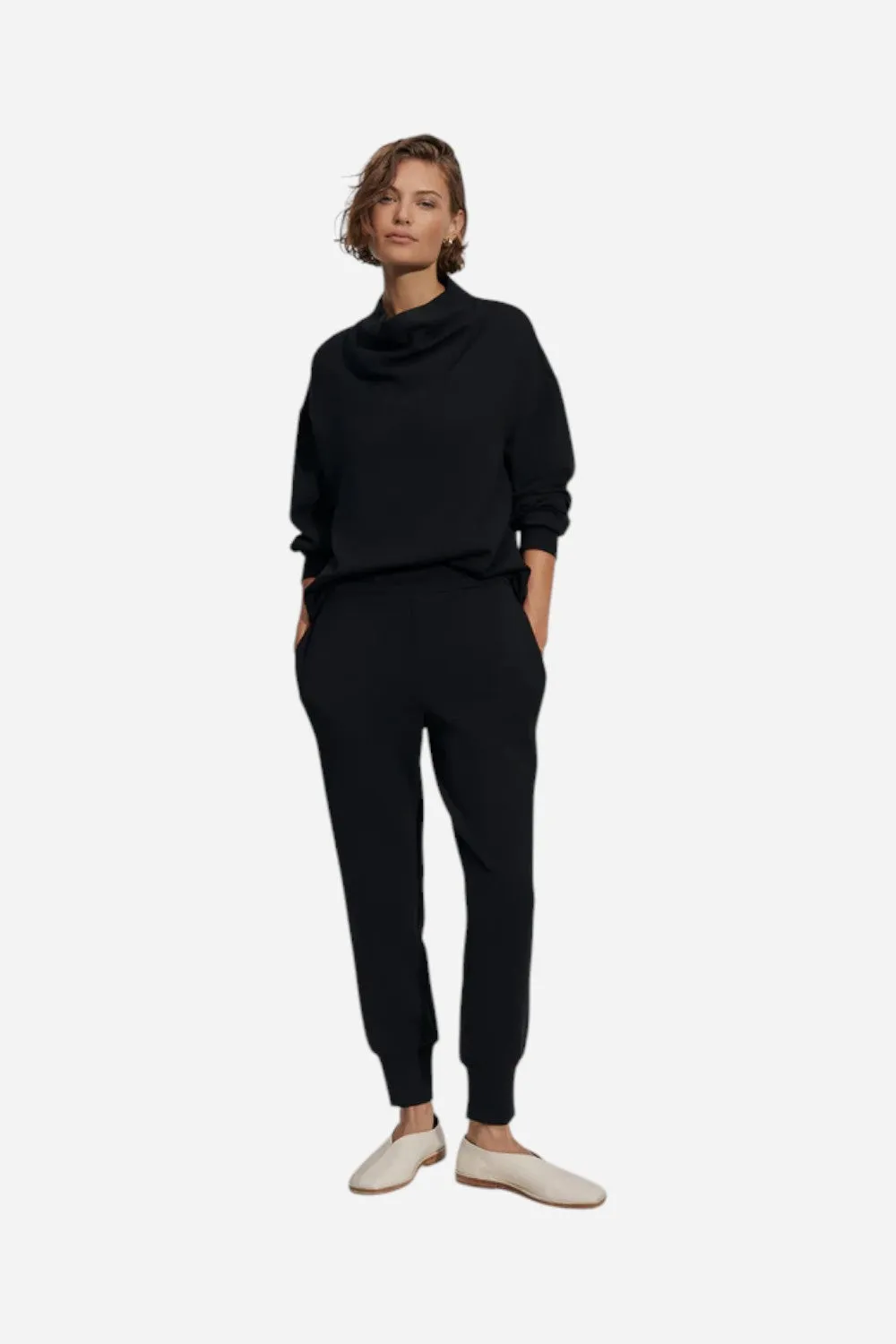 Varley Slim Cuff Pant 25 in Black